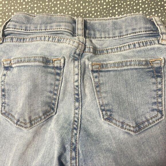 💙Old navy straight denim Jean size 5 with adjustable band inside💙 - Picture 9 of 9